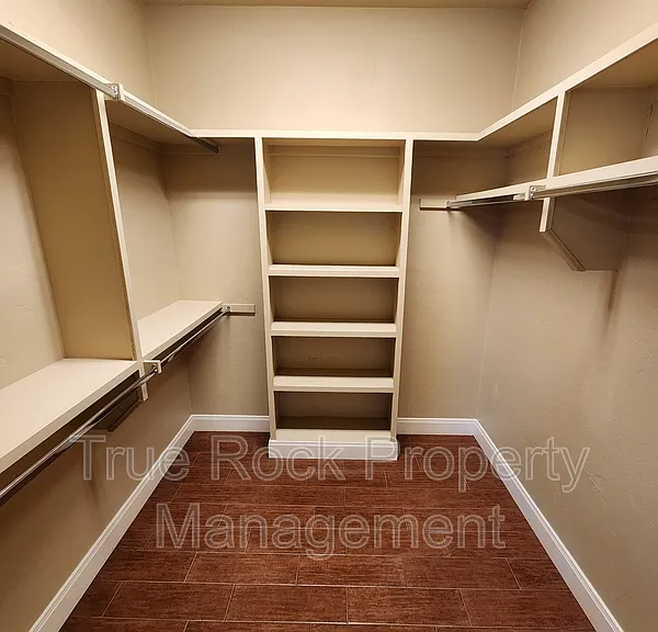 1329 N Monte Vista St #B — Photo 11