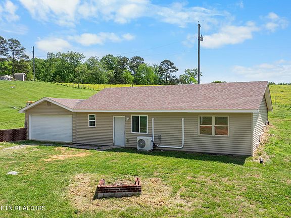 3rd image of 246 Cabbage Rd