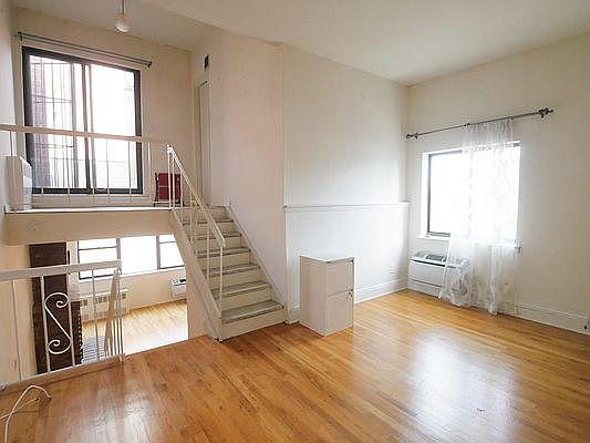 4th image of 359 E 62nd St APT 10D