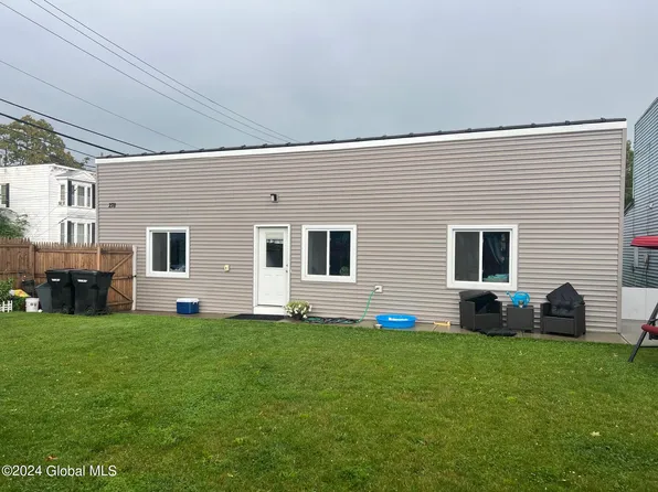 278 3rd Avenue, Troy, NY 12182