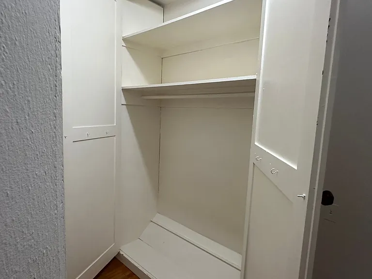 635 NE Randall Ave — Photo 5