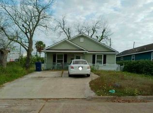 814 8th Ave N, Texas City, TX 77590