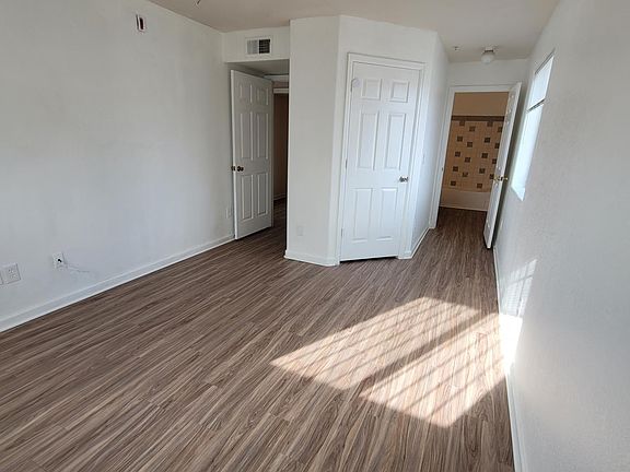 5th image of 3425 W Nevada Pl #102