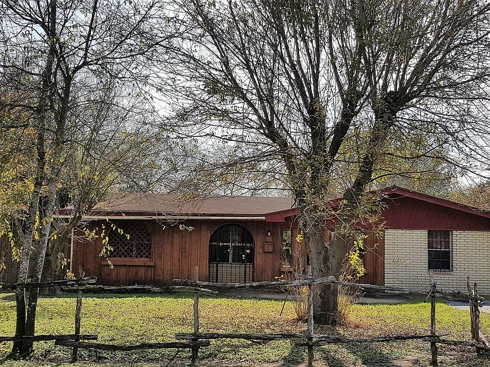 1st image of 729 E Ellis Ave