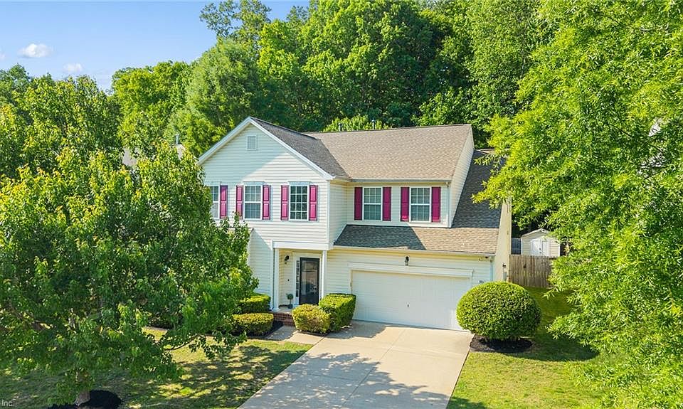 1st image of 501 Queensbury Ln
