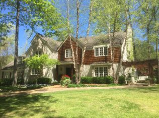 807 Woodland Hills Dr, Philadelphia, MS 39350