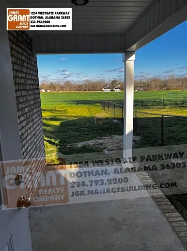 9977 S Park Ave — Photo 2