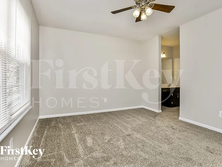 221 Brookmont Farm Ct — Photo 11