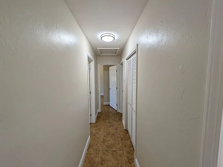 180 Penn Way — Photo 17