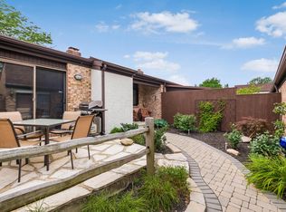 1723 Arlingate Dr N, Columbus, OH 43220