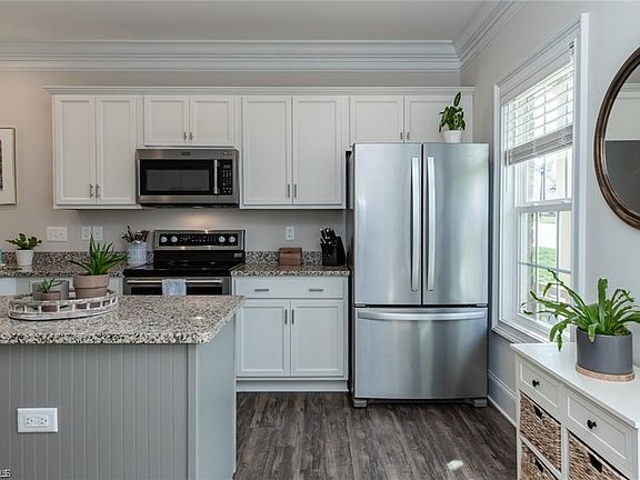 5th image of 52 Pisgah Forest Cir