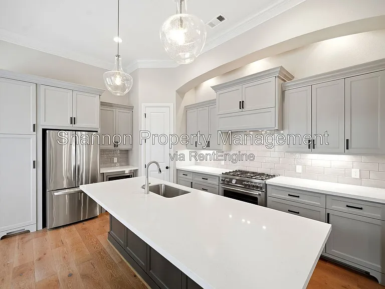 1204 W 16th St #B — Photo 28