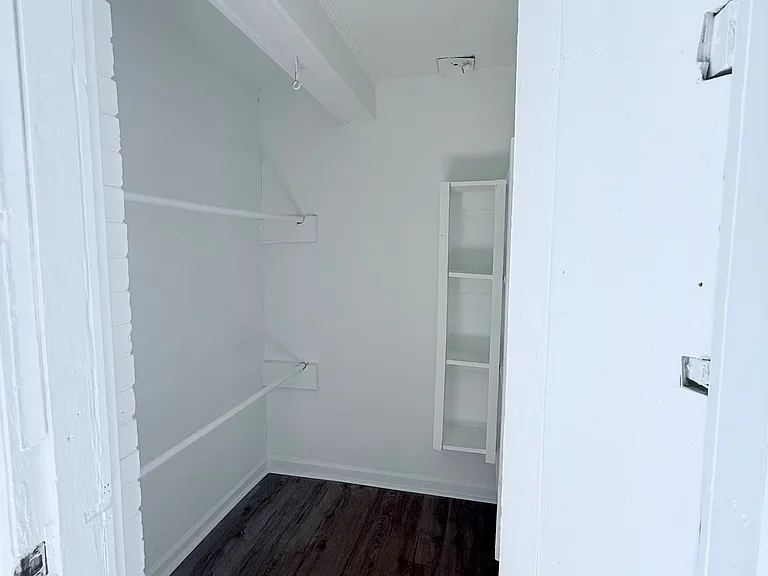 5042 Alrose Ave — Photo 12