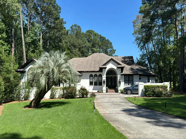 121 Baymeadow Point, Savannah, GA 31405