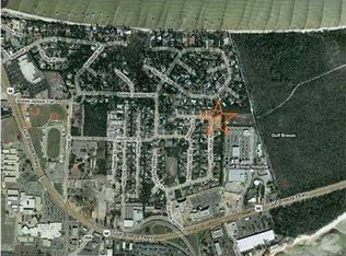 455 James River Rd, Gulf Breeze, FL 32561