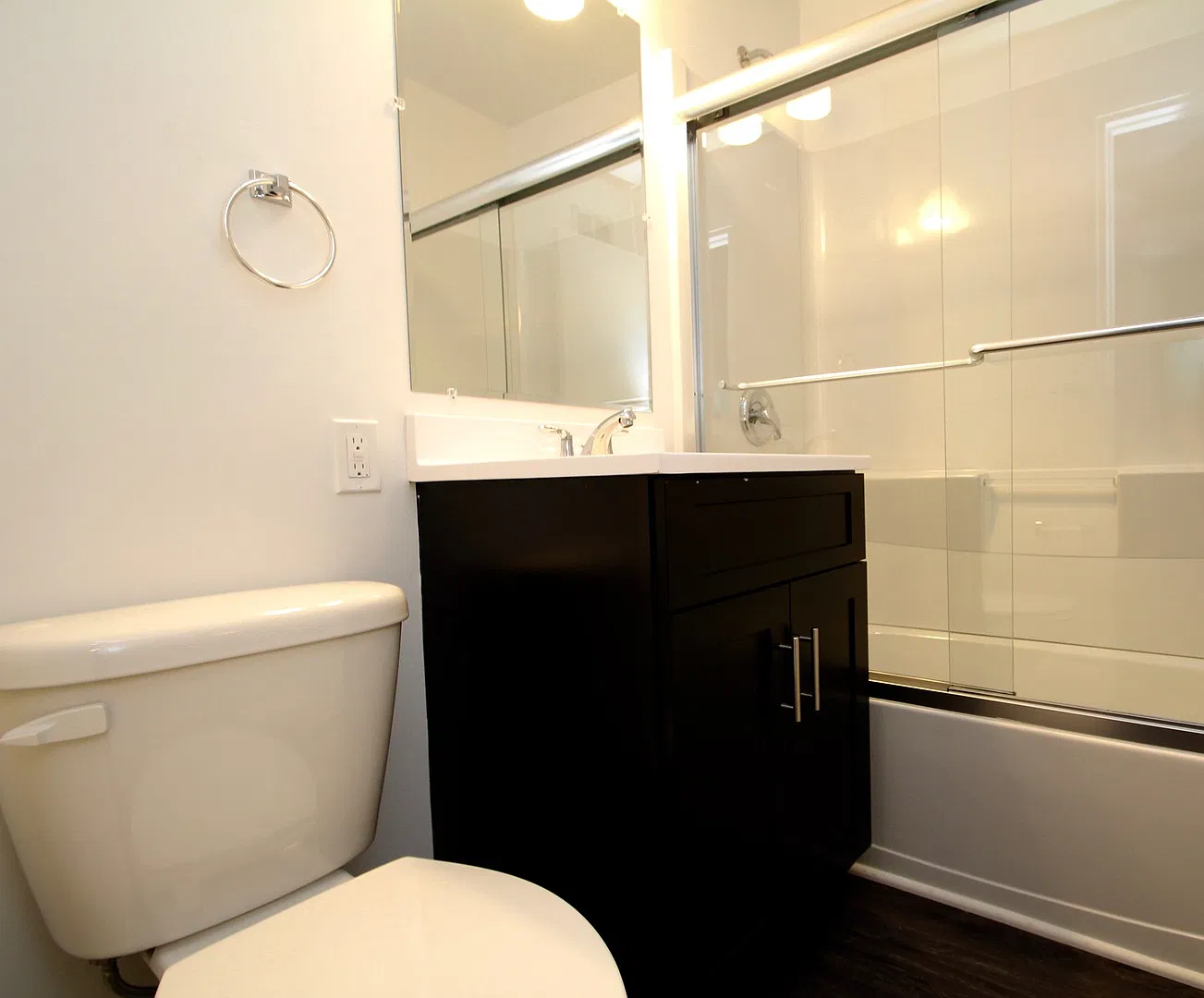 204 Flax Hill LLC — Photo 3