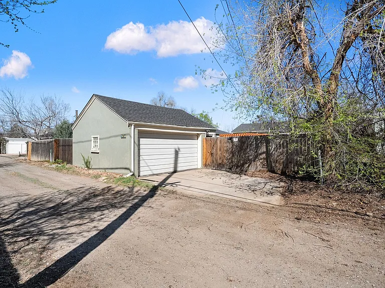 4345L S Washington St — Photo 30