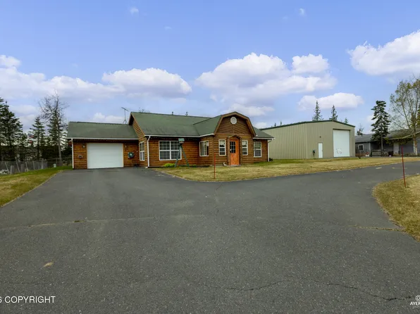 377 W Marydale Ave, Soldotna, AK 99669