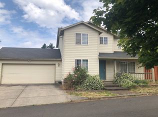 13411 NE Green Tee Ct, Portland, OR 97230