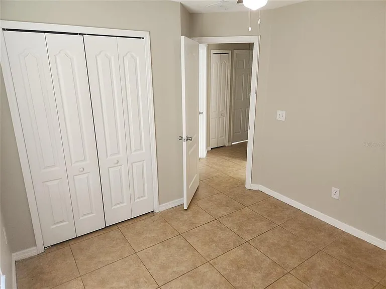 1405 Teal Ct — Photo 12