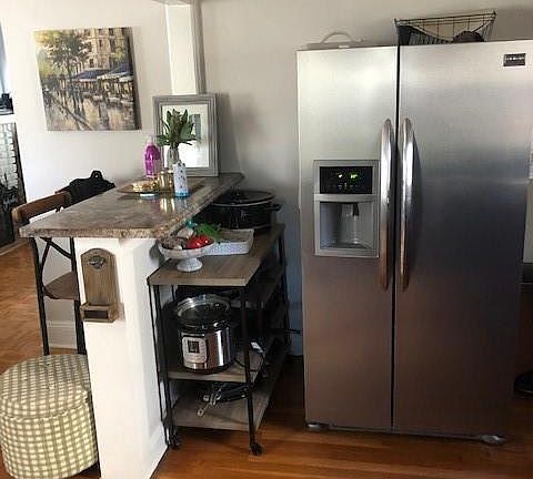 3rd image of 14807 Leonard Ave