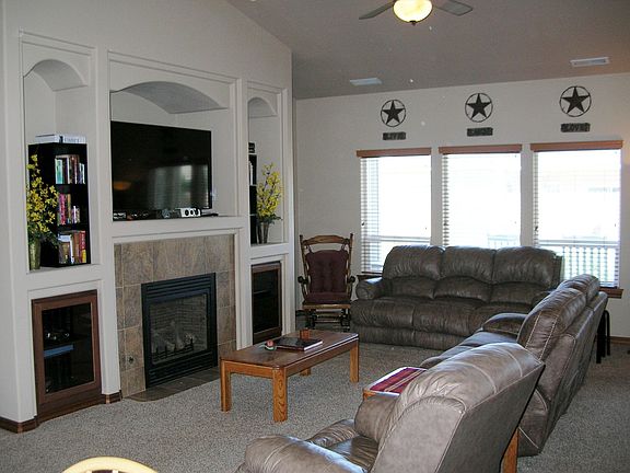 5th image of 8406 W Bruneau Ave