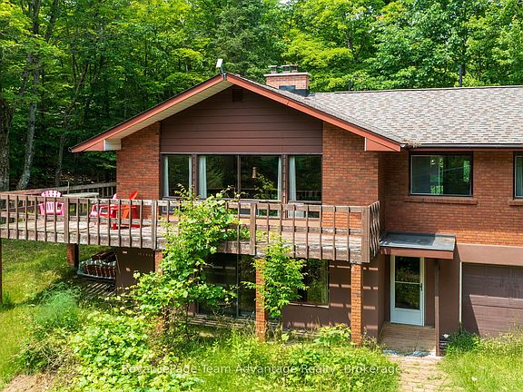 4th image of 49 Bayview Dr