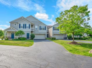 614 Arbor Cir, Lakemoor, IL 60051