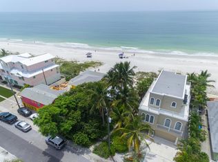 2808 Avenue E, Holmes Beach, FL 34217