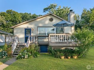 1904 River Terrace Dr, Johnsburg, IL 60051