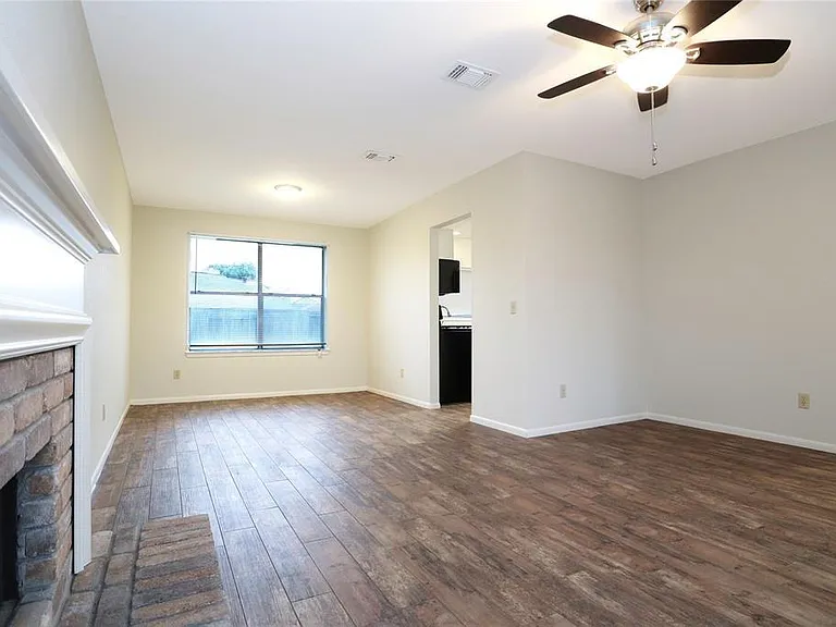 2630 Anthony Hay Ln — Photo 8