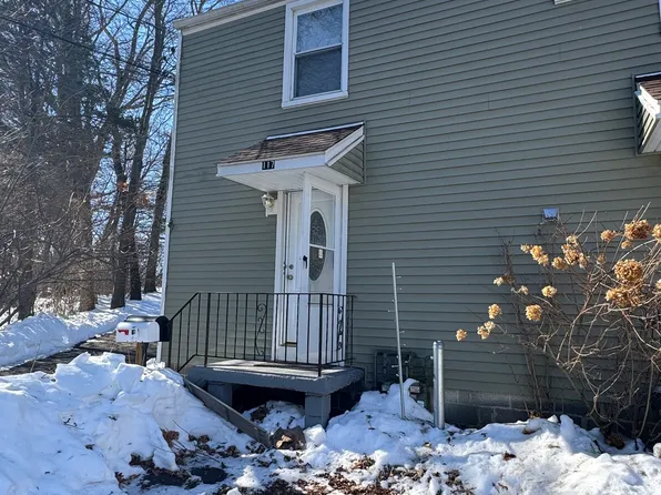 117 Dupont Pl #117, Bridgeport, CT 06610