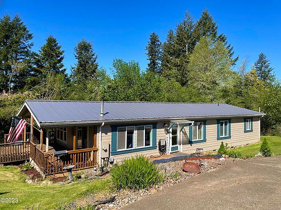 3rd image of 2017 SE Donelle Dr