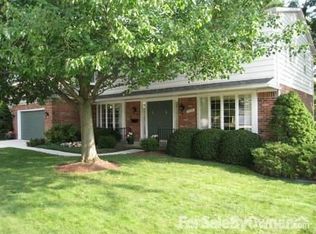 2249 Delaware Dr, Ann Arbor, MI