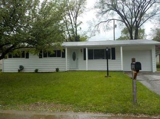 3327 Hannibal Dr, Saint Charles, MO 63301