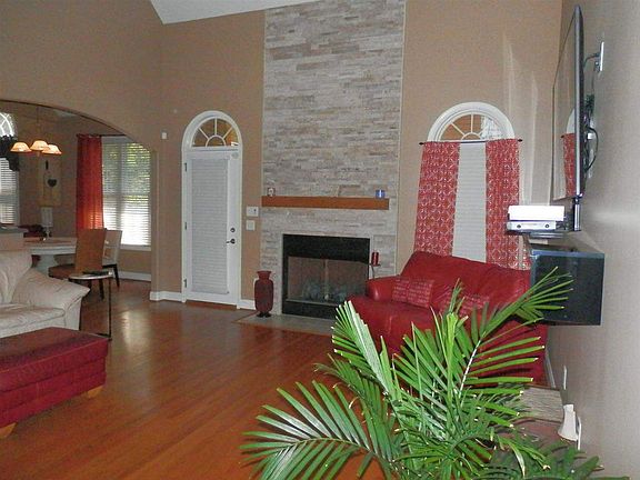 3rd image of 4525 Dublin Ct