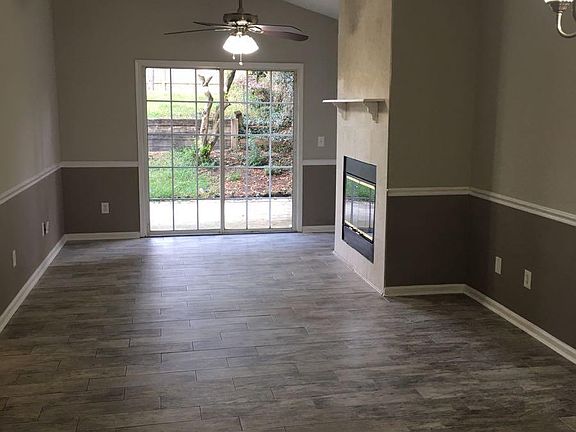 3rd image of 12615 Ashmore Green Dr N