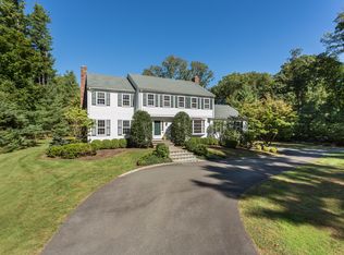 313 Wahackme Rd, New Canaan, CT 06840
