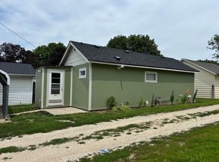 216 W Filmore St, Winterset, IA 50273