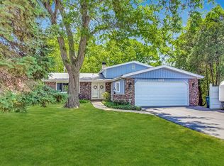 555 Walnut St, Mundelein, IL 60060