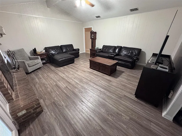 5904 Burlington Ct — Photo 22