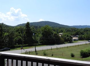 1509 Vine St, Charlottesville, VA 22902
