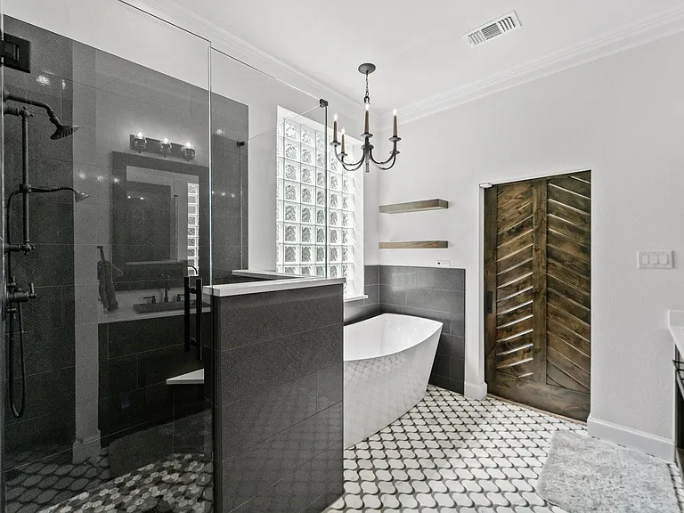 621 Somerset Dr — Photo 17