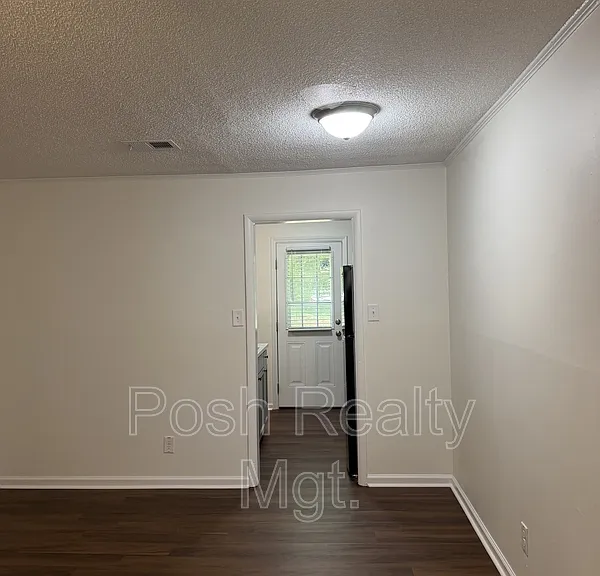 3523 Old Battleground Rd — Photo 3