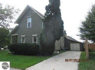 305 W Center St, Ithaca, MI 48847