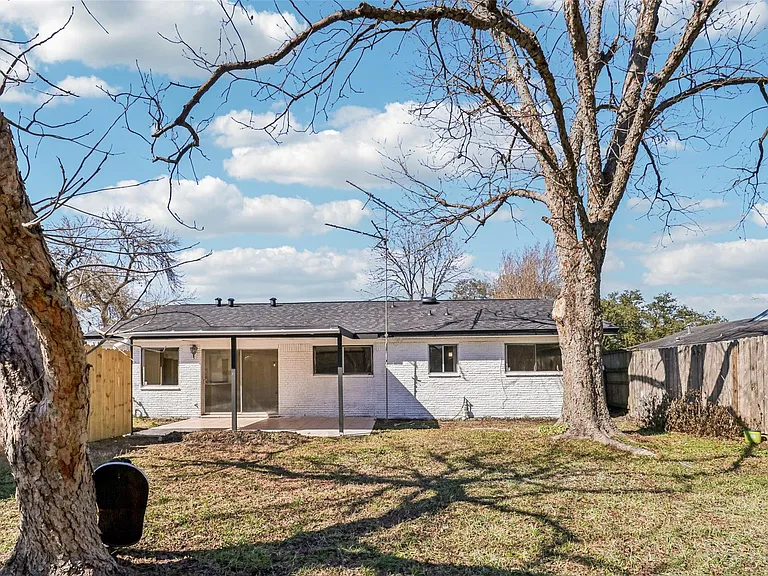 1307 Saddle Rock Dr — Photo 31