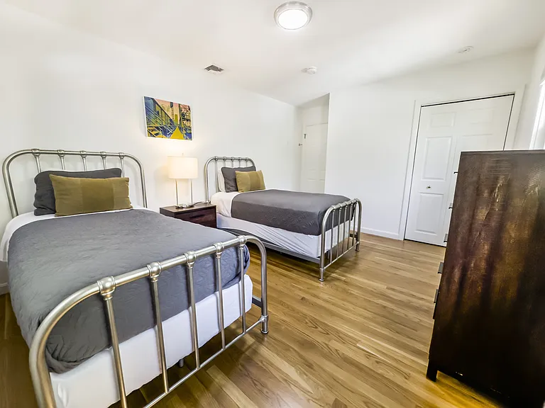 235 Cardinal Medeiros Ave #1 — Photo 16