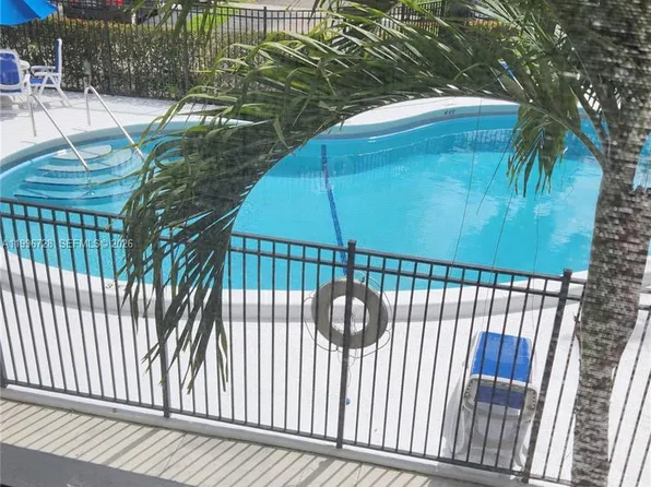 3811 NW 84th Ave APT 2B, Fort Lauderdale, FL 33351