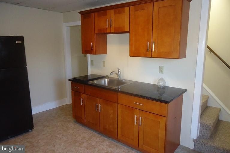1st image of 216 E Penn Ave #B