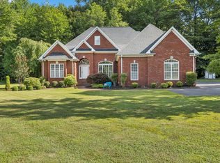 315 Froedge Dr, Lafayette, TN 37083